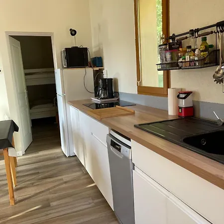 Hébergement de vacances De Charme Avec Jacuzzi, Piscine Et Accès Rivière