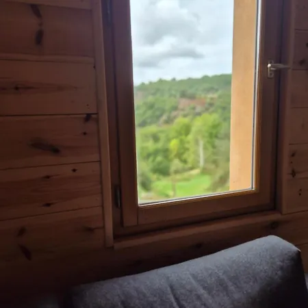 Hébergement de vacances De Charme Avec Jacuzzi, Piscine Et Accès Rivière *