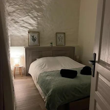 Hébergement de vacances De Charme Avec Jacuzzi, Piscine Et Accès Rivière *